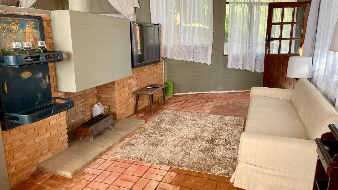 Chale Monte Belo Holiday home
